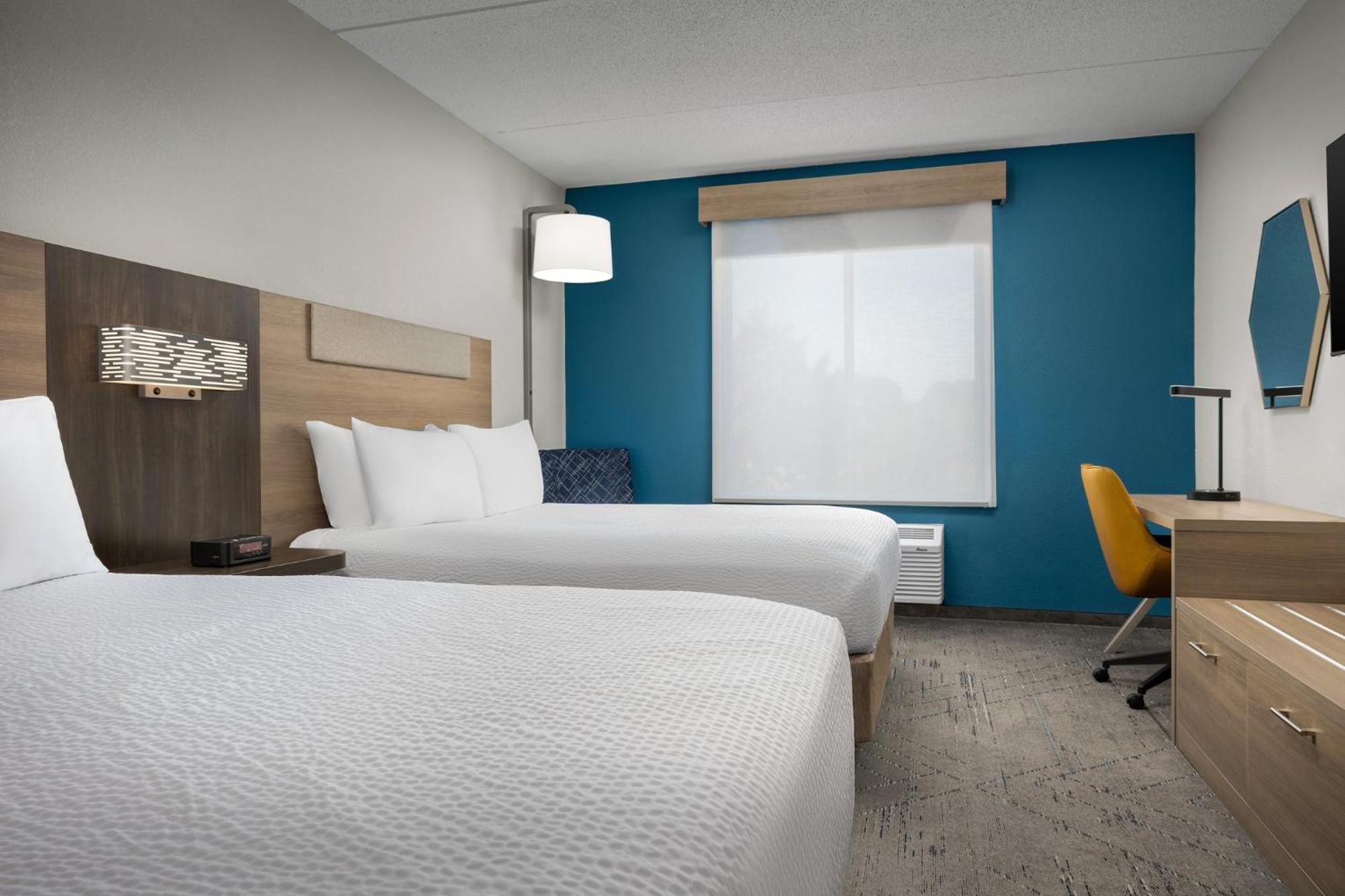 Holiday Inn Express Hotel & Suites Greensboro - Airport Area By Ihg Zewnętrze zdjęcie