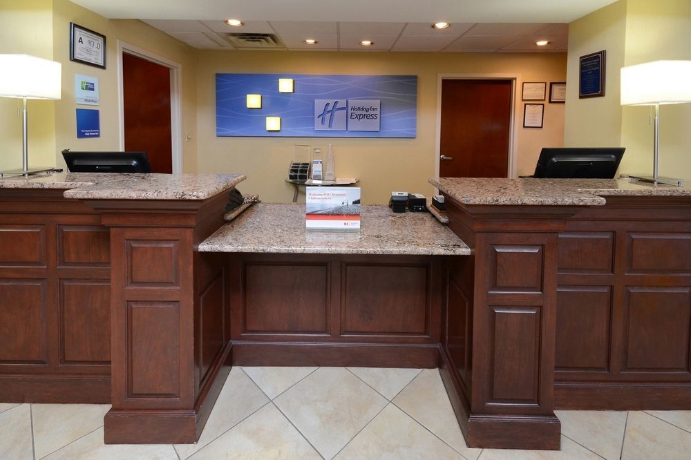 Holiday Inn Express Hotel & Suites Greensboro - Airport Area By Ihg Zewnętrze zdjęcie
